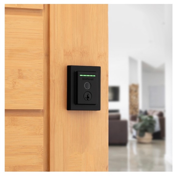 Brand New Kwikset Halo Touch Fingerprint Wi-Fi Smart Lock - Iron Black - Picture 4 of 7